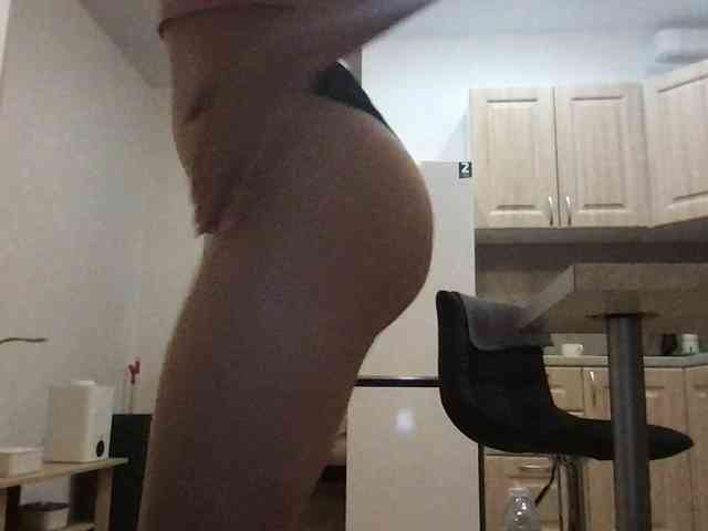 MilaBi-192569 webcam