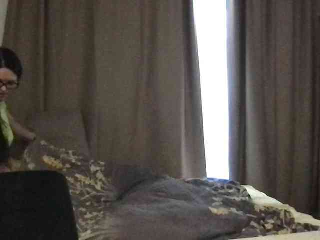 MilaBi-192569 webcam