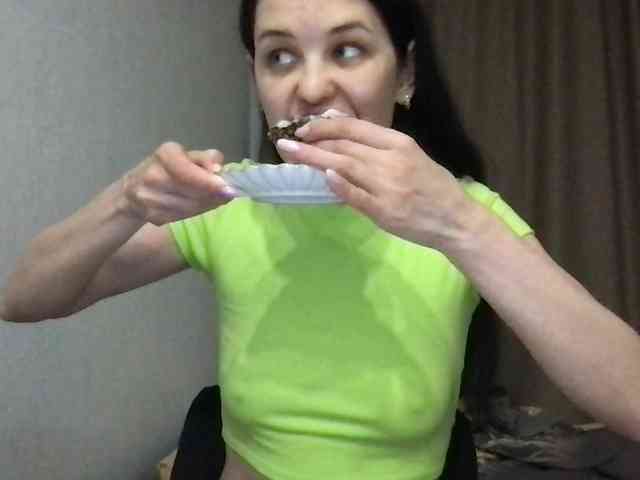 MilaBi-192569 webcam