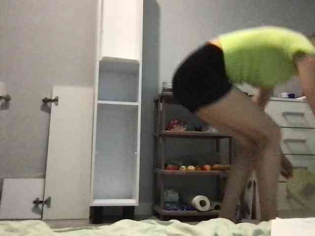 MilaBi-192569 webcam
