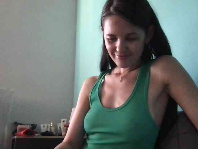 MilaBi-192569 webcam