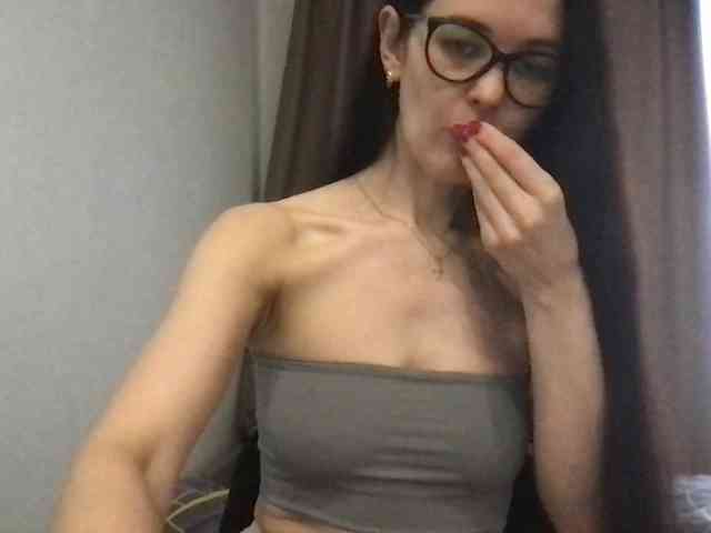 MilaBi-192569 webcam