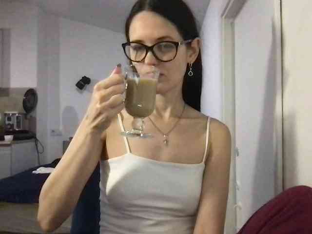 MilaBi-192569 webcam