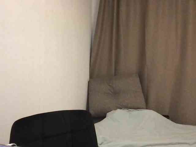 MilaBi-192569 webcam