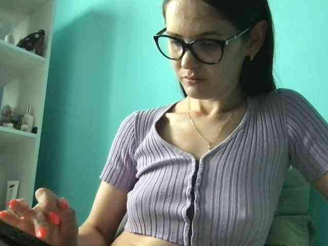 MilaBi-192569 webcam