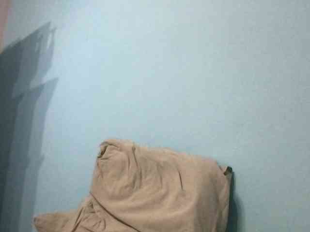 MilaBi-192569 webcam