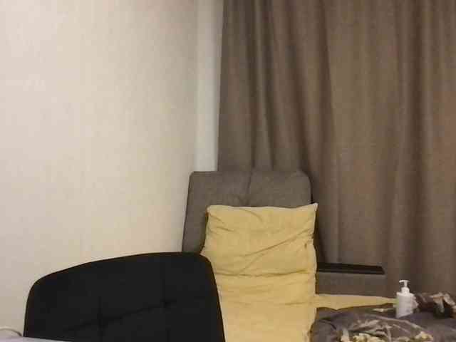 MilaBi-192569 webcam