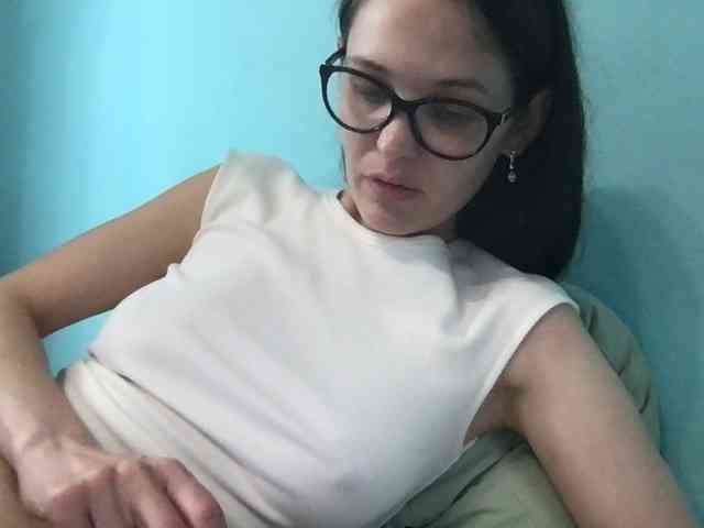 MilaBi-192569 webcam