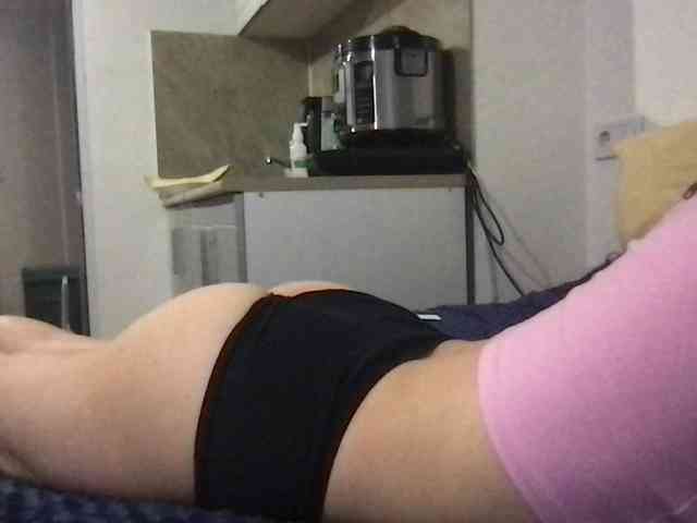 MilaBi-192569 webcam