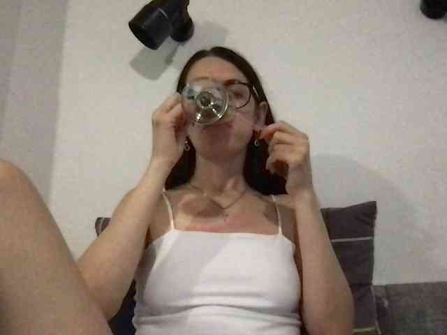 MilaBi-192569 webcam