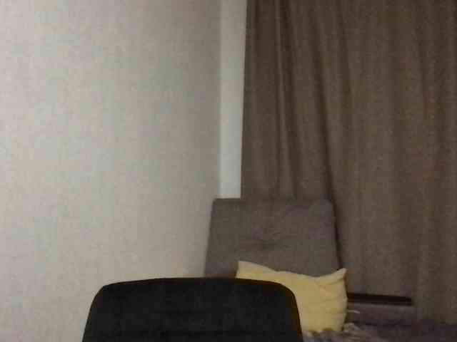 MilaBi-192569 webcam