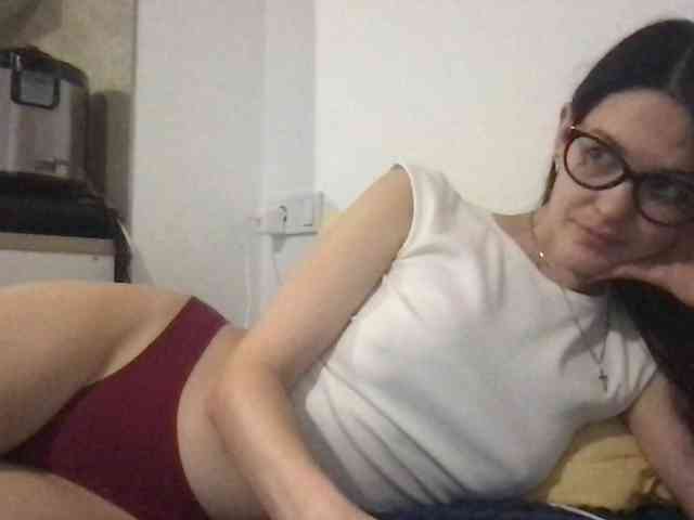 MilaBi-192569 webcam