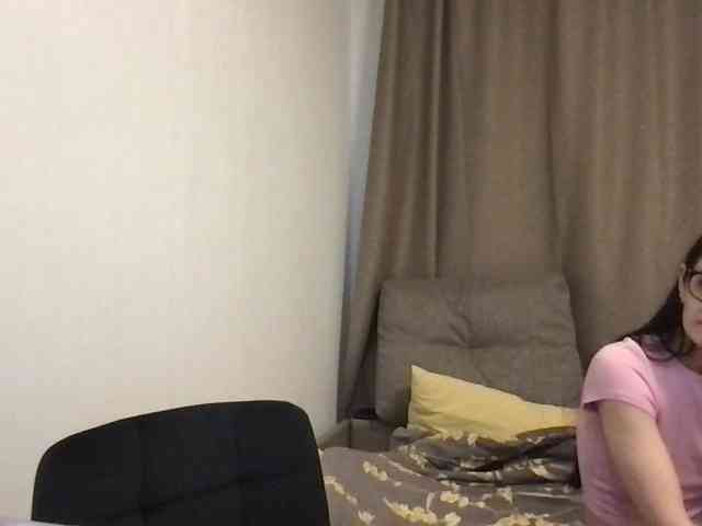 MilaBi-192569 webcam