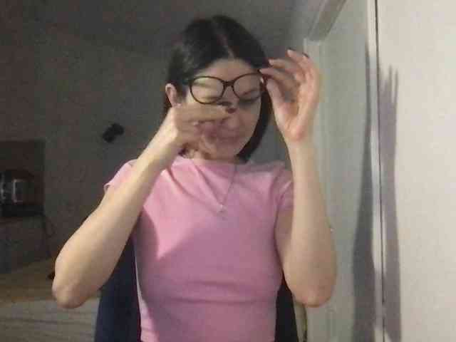 MilaBi-192569 webcam