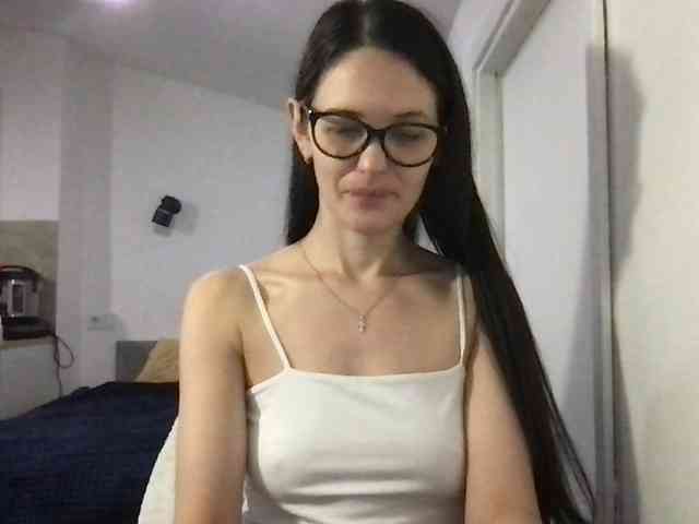 MilaBi-192569 webcam