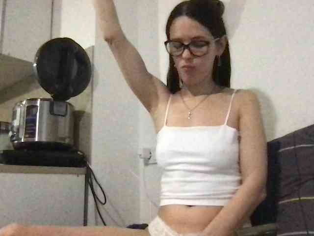 MilaBi-192569 webcam