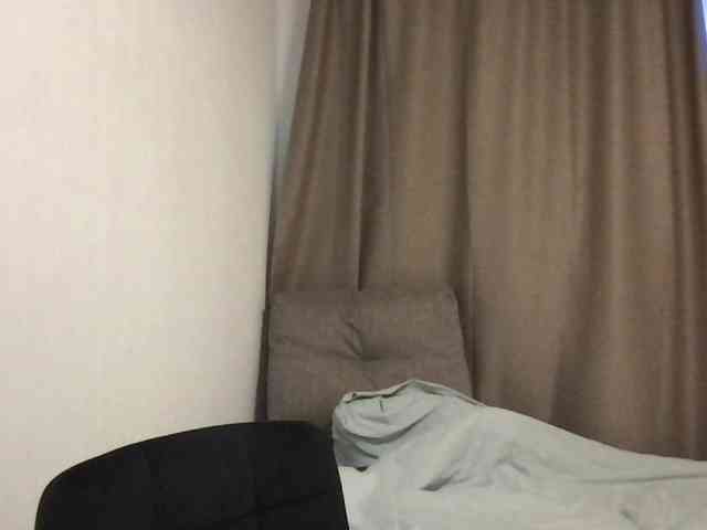 MilaBi-192569 webcam