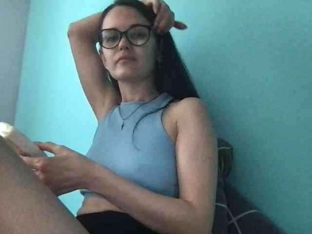 MilaBi-192569 webcam