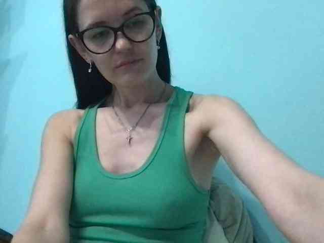 MilaBi-192569 webcam