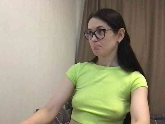 MilaBi-192569 webcam