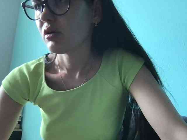 MilaBi-192569 webcam