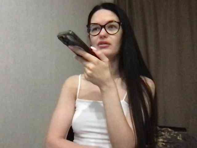 MilaBi-192569 webcam