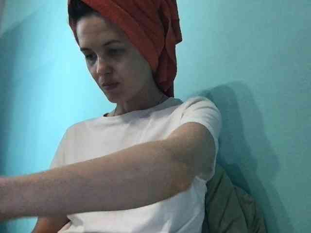MilaBi-192569 webcam