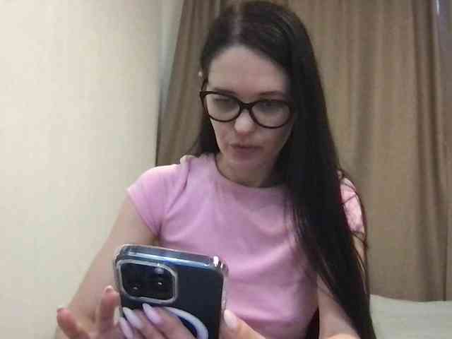 MilaBi-192569 webcam