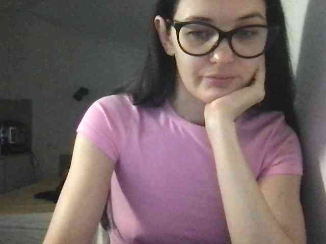 MilaBi-192569 webcam