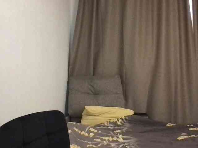 MilaBi-192569 webcam