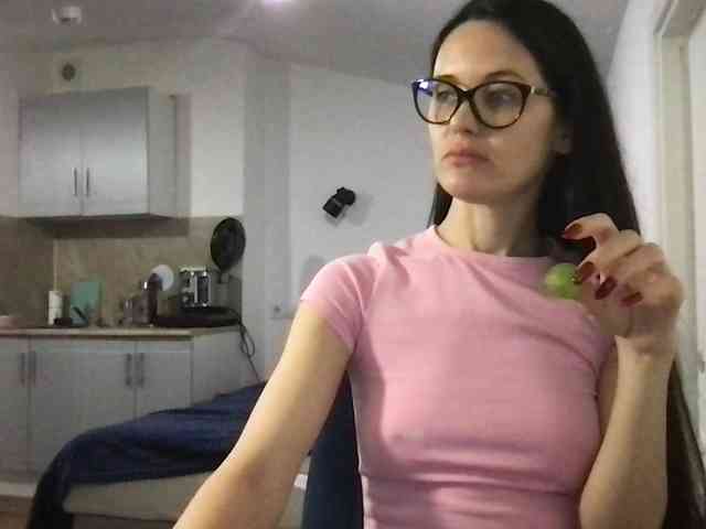 MilaBi-192569 webcam