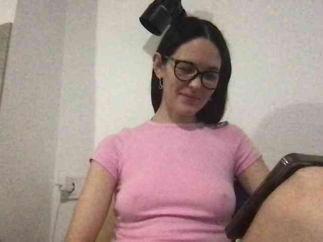 MilaBi-192569 webcam