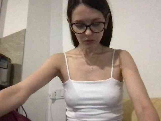 MilaBi-192569 webcam
