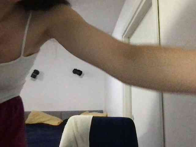MilaBi-192569 webcam