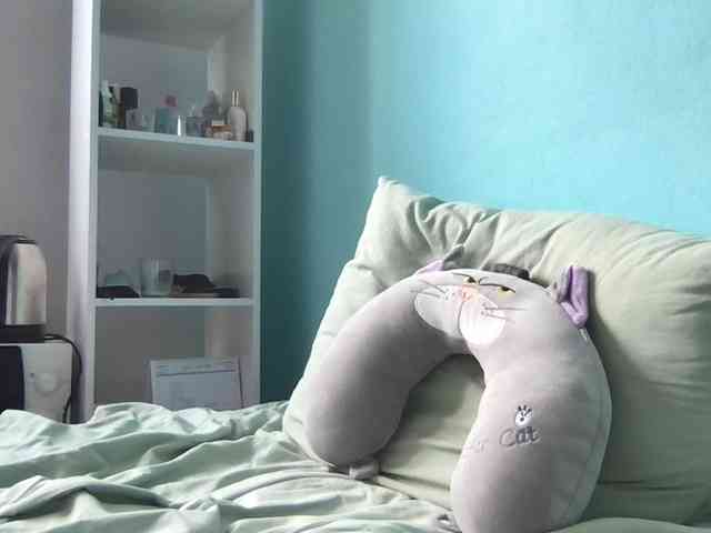 MilaBi-192569 webcam