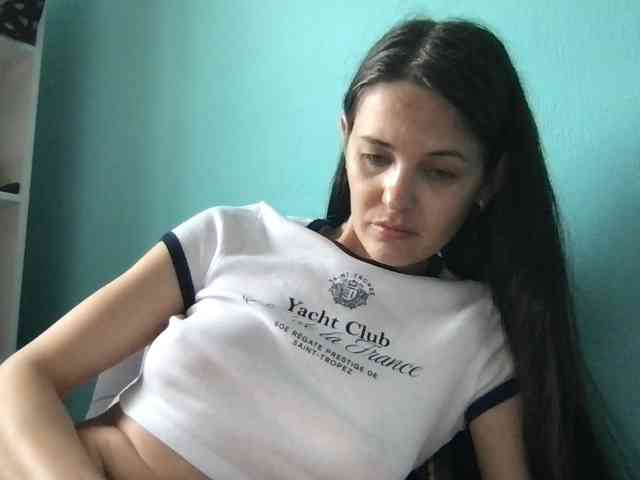MilaBi-192569 webcam
