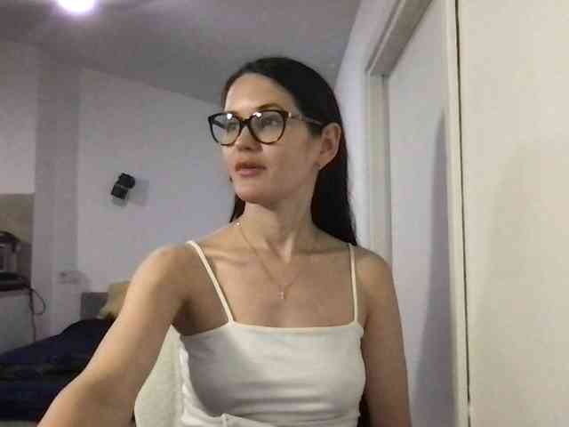 MilaBi-192569 webcam