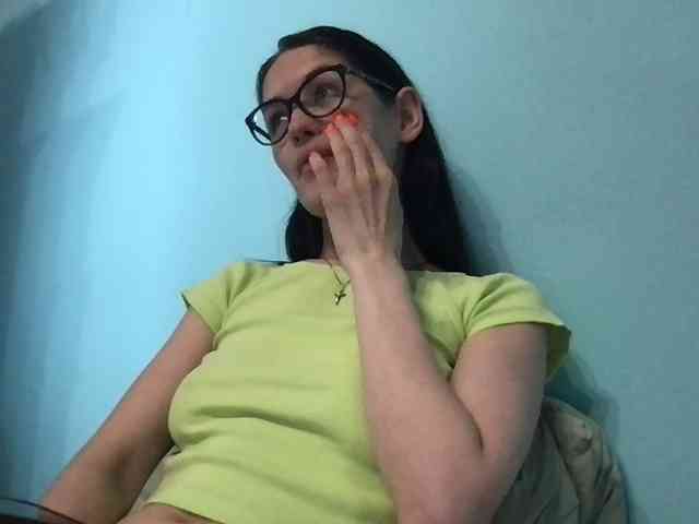 MilaBi-192569 webcam