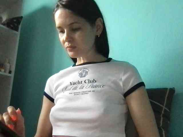 MilaBi-192569 webcam