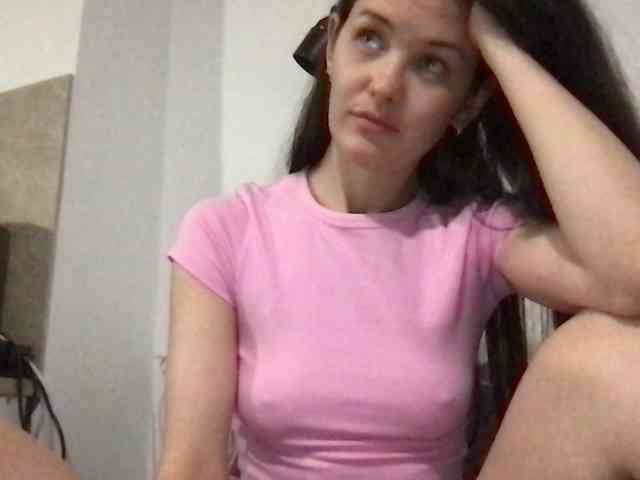 MilaBi-192569 webcam