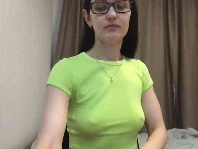 MilaBi-192569 webcam