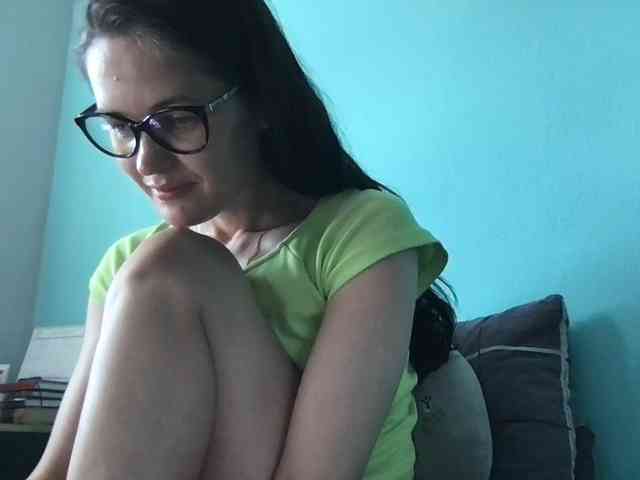 MilaBi-192569 webcam