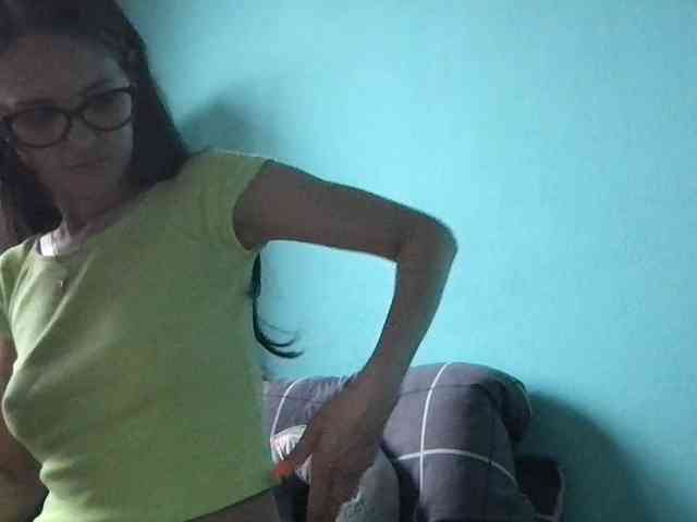 MilaBi-192569 webcam
