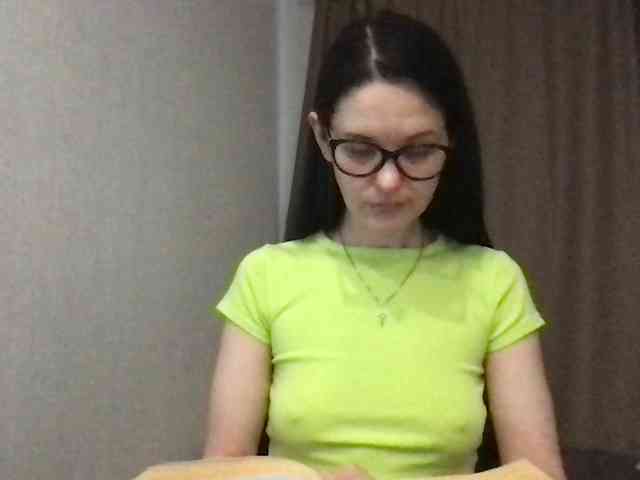 MilaBi-192569 webcam