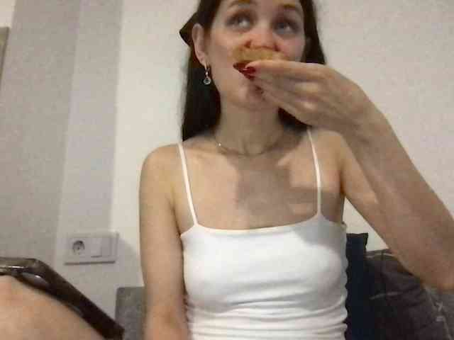 MilaBi-192569 webcam