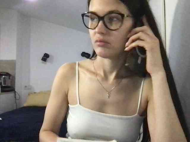 MilaBi-192569 webcam