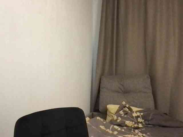 MilaBi-192569 webcam