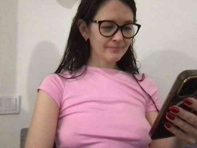 MilaBi-192569 webcam