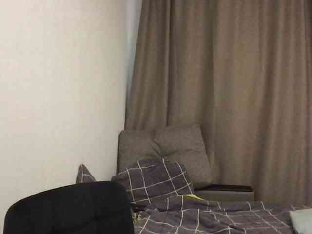 MilaBi-192569 webcam