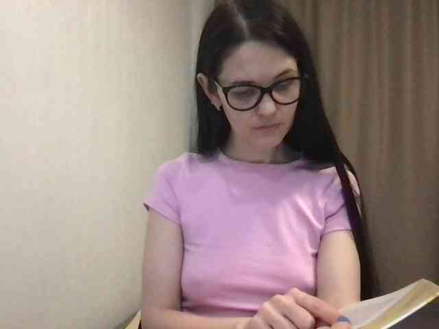 MilaBi-192569 webcam